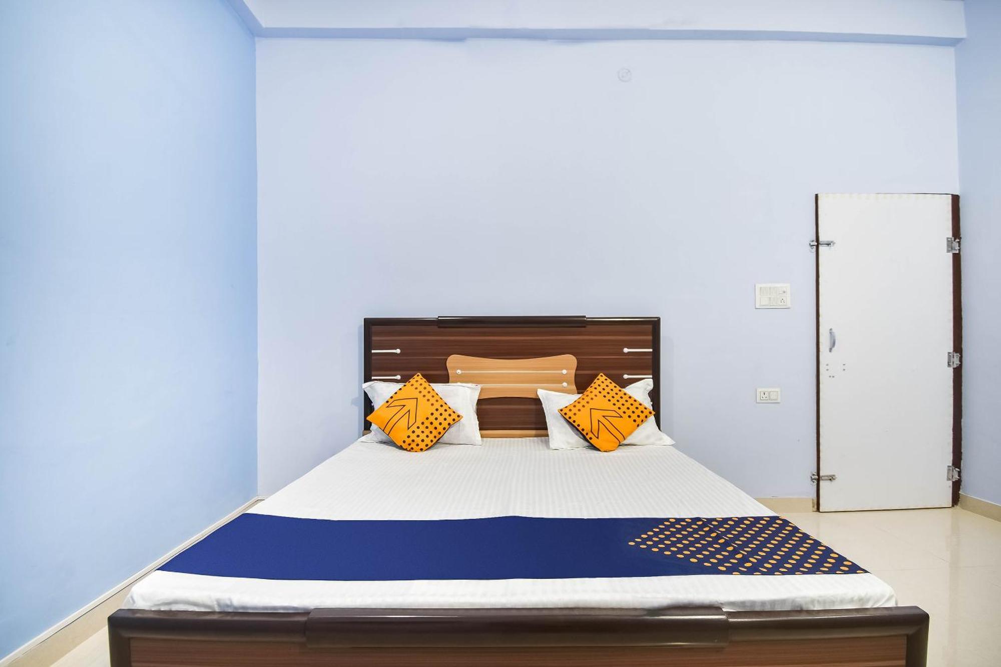 Oyo Flagship Hotel Usha Джайпур Екстериор снимка
